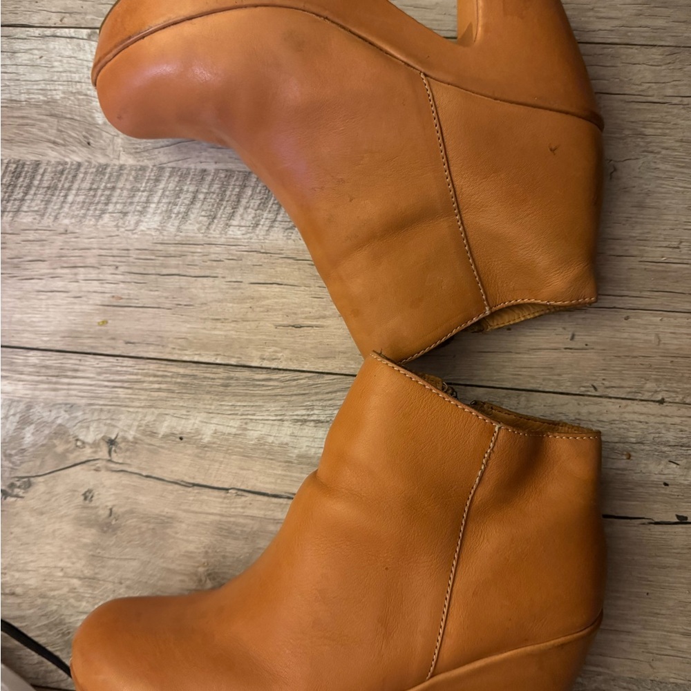 Kork-Ease Marlo platform booties in peach / natural Vachetta  leather - Picture 4 of 7